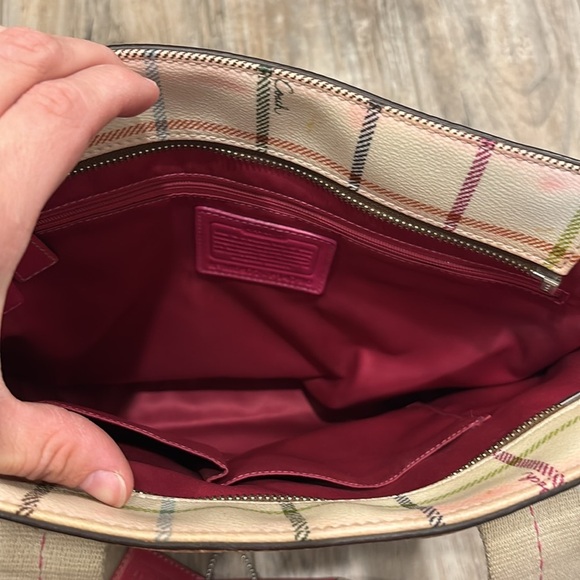 Coach Pink and Cream Plaid Tote Bag with Matching Small Pouch - Picture 11 of 17